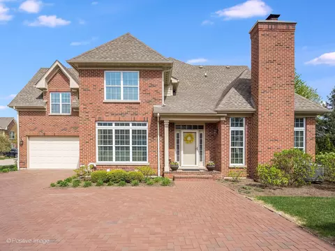 1033 Hickory Dr, Western Springs, IL 60558