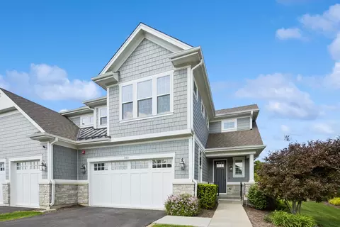 565 Hannah Ln #712, Hinsdale, IL 60521