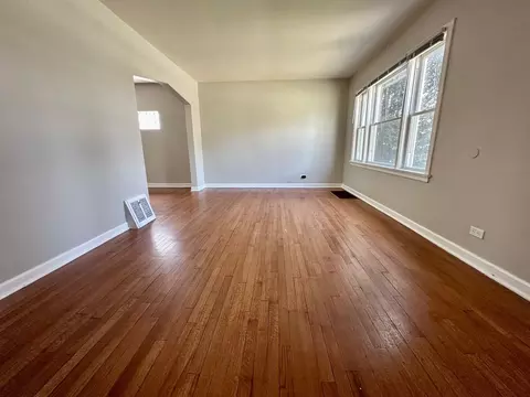 Living - 2329 S 20th Ave, Broadview, IL 60155 photo 2 of 3