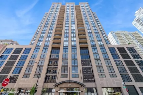 435 W Erie St #1101, Chicago, IL 60654