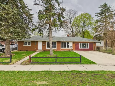 8718 Plainfield Rd, Lyons, IL 60534