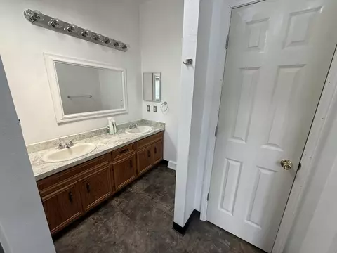 70 Begonia Dr, Matteson, IL 60443 photo 24