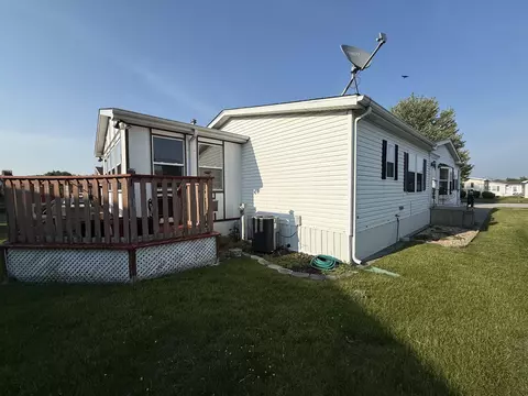 70 Begonia Dr, Matteson, IL 60443 photo 12