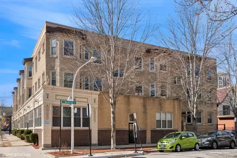 4704 N Winthrop Ave #3A, Chicago, IL 60640