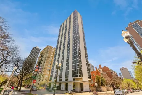 1555 N Dearborn Pkwy #20E, Chicago, IL 60610