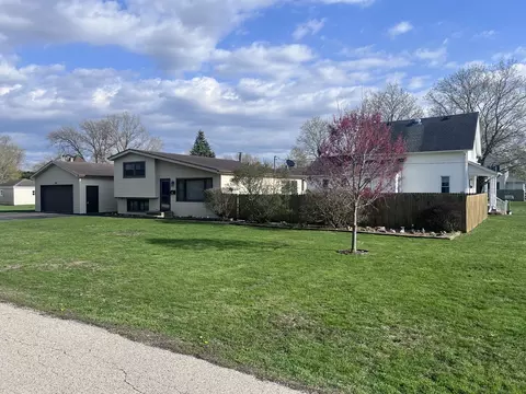 301 3rd Ave, Marengo, IL 60152