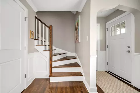 Entry Way - 4248 Park Ave, Brookfield, IL 60513 photo 1 of 1