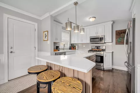 Kitchen - 4248 Park Ave, Brookfield, IL 60513 photo 1 of 3