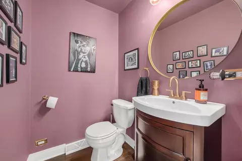 Bath - 4248 Park Ave, Brookfield, IL 60513 photo 2 of 2