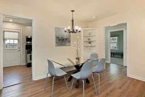 Dining - 1717 Maple Ave, Northbrook, IL 60062 photo 1 of 1