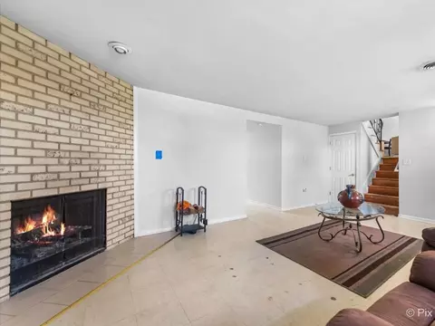 Living - 17516 Maple Ave, Lansing, IL 60438 photo 4 of 4