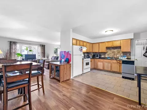 Kitchen - 17516 Maple Ave, Lansing, IL 60438 photo 1 of 3