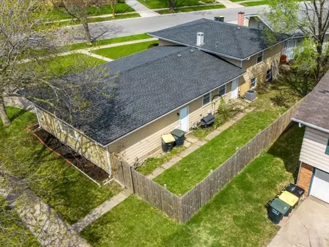 View/Area - 17516 Maple Ave, Lansing, IL 60438 photo 9 of 10