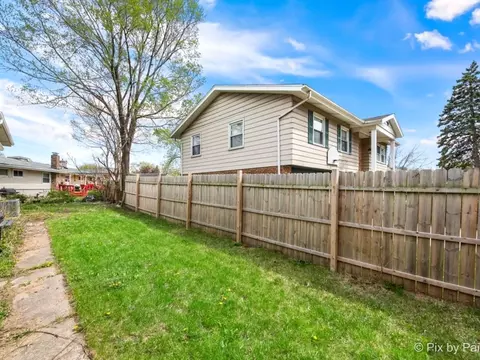 Exterior - 17516 Maple Ave, Lansing, IL 60438 photo 4 of 4