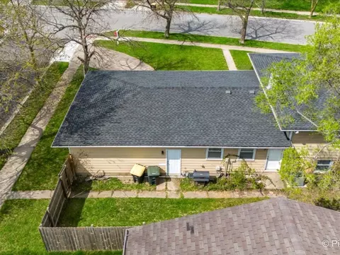 View/Area - 17516 Maple Ave, Lansing, IL 60438 photo 10 of 10