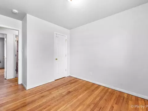 Bedroom - 17516 Maple Ave, Lansing, IL 60438 photo 5 of 5