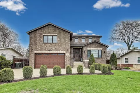 6842 Beckwith Rd, Morton Grove, IL 60053