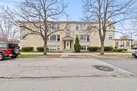 4752 N Menard Ave #2S, Chicago, IL 60630