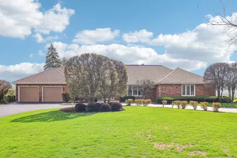 16655 S Spaniel Dr, Homer Glen, IL 60491