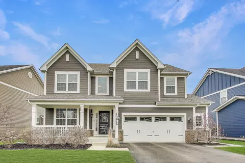13816 Anne Dr, Lemont, IL 60439
