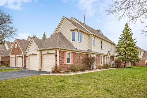 261 University Ln #0, Elk Grove Village, IL 60007