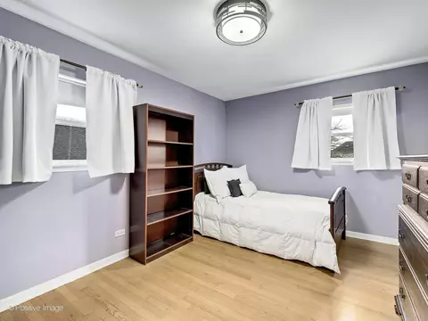244 E 3rd St, Elmhurst, IL 60126 photo 15