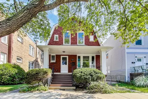 924 Circle Ave, Forest Park, IL 60130