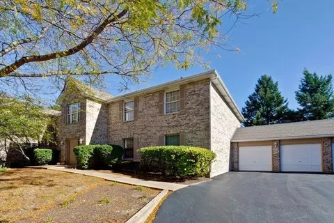 1930 Matthew Ct #A, Elgin, IL 60123