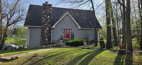Exterior - 28356 N High View Rd, Mchenry, IL 60051 photo 1 of 4