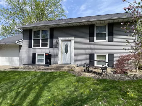 1323 Ewing St, Bloomington, IL 61701 photo 6