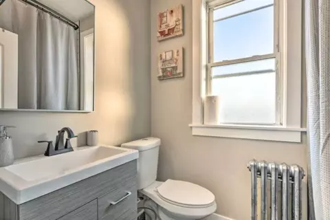 5413 N Artesian Ave, Chicago, IL 60625 photo 5