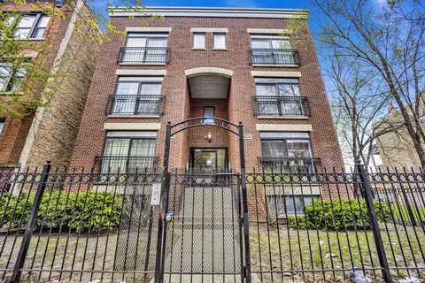 4538 S Calumet Ave #3N, Chicago, IL 60653