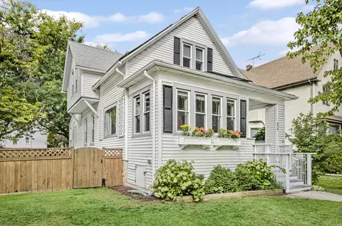 439 Hannah Ave, Forest Park, IL 60130