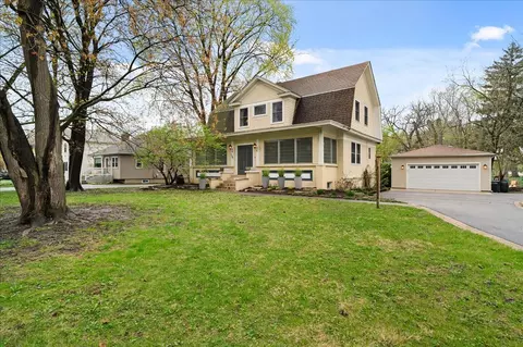 1107 S Batavia Ave, Batavia, IL 60510