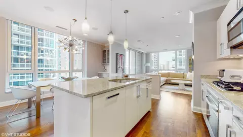 10 E Delaware Pl #9D, Chicago, IL 60611 photo 8