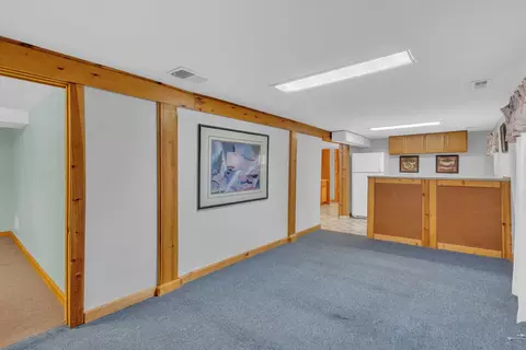 Entry Way - 5527 W Cornelia Ave, Chicago, IL 60641 photo 2 of 2