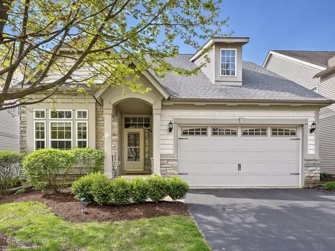 1683 Briarheath Dr, Aurora, IL 60505