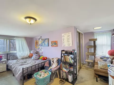 Bedroom - 5927 W Elm Ave, Berkeley, IL 60163 photo 1 of 3