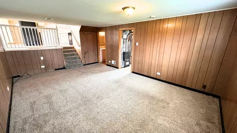 Living - 3252 191st St, Lansing, IL 60438 photo 3 of 3