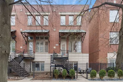 2261 W Saint Paul Ave, Chicago, IL 60647