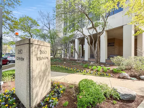 2650 N Lakeview Ave #3102-04, Chicago, IL 60614