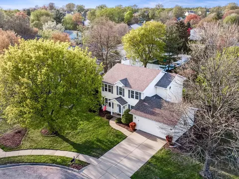View/Area - 4 Tees Ct, Bloomington, IL 61704 photo 1 of 5