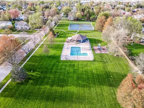 View/Area - 4 Tees Ct, Bloomington, IL 61704 photo 5 of 5
