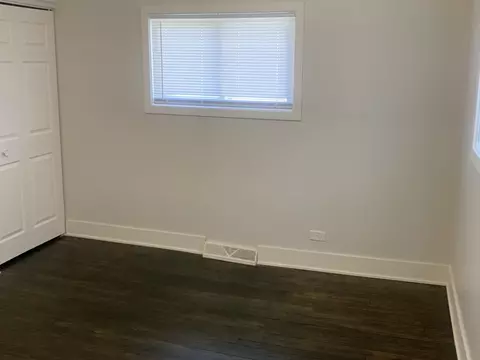 15318 Cypress Rd, Markham, IL 60428 photo 8