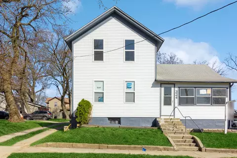 324 Lawrence Ave, Elgin, IL 60123