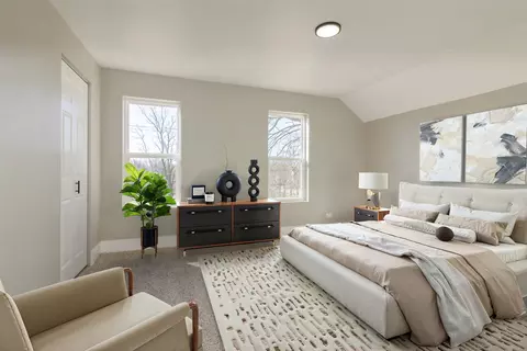 Bedroom - 324 Lawrence Ave, Elgin, IL 60123 photo 1 of 3