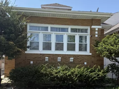 6510 S Campbell Ave, Chicago, IL 60629