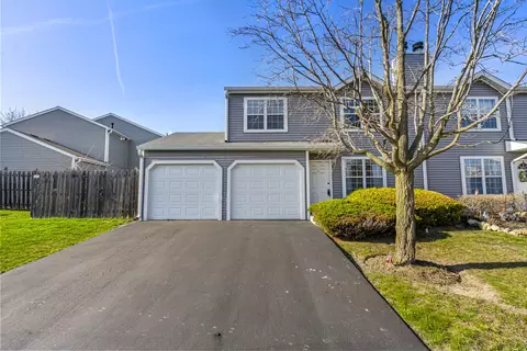 434 Meadow Hill Ln, Round Lake Beach, IL 60073