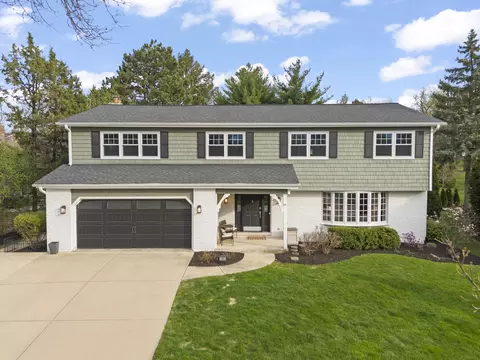 1567 Snowberry Ct, Downers Grove, IL 60515