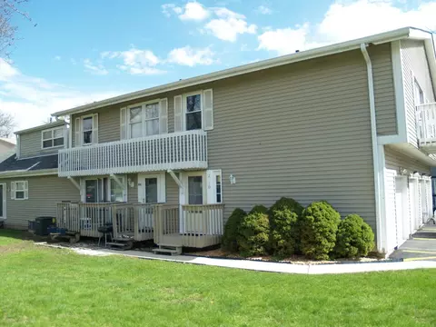 213 Hudson Ct #D, Bolingbrook, IL 60440